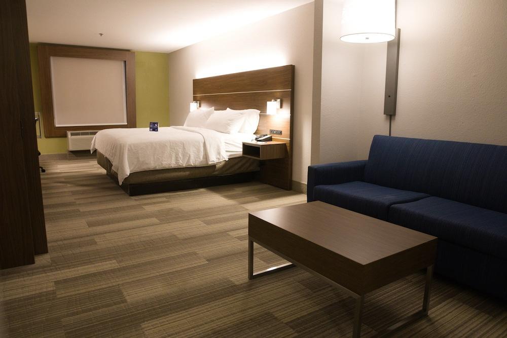 Holiday Inn Express By Ihg Douglas Buitenkant foto