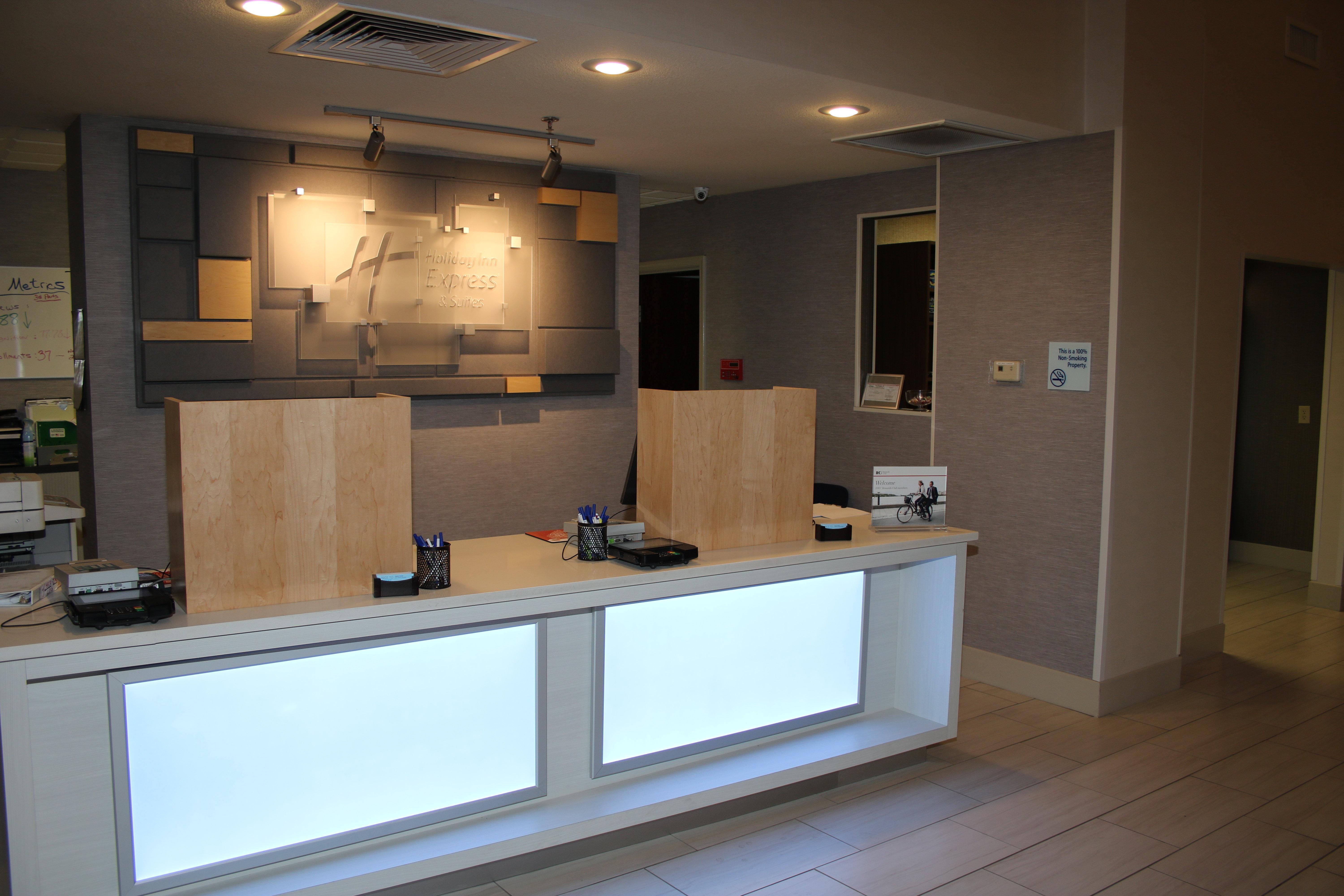 Holiday Inn Express By Ihg Douglas Buitenkant foto
