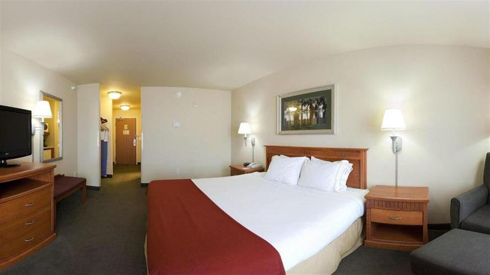 Holiday Inn Express By Ihg Douglas Buitenkant foto